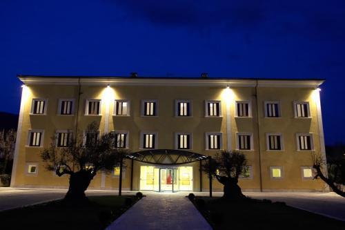 La Dimora del Baco Hotel LʼAquila Exterior foto