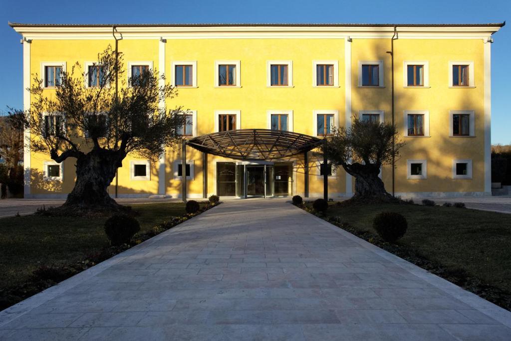 La Dimora del Baco Hotel LʼAquila Exterior foto